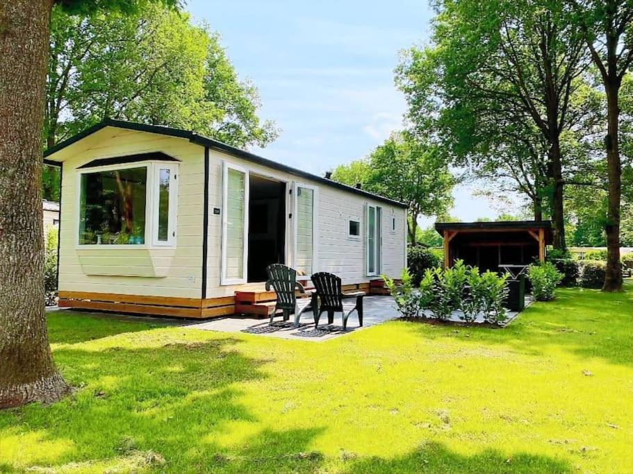 Camping De Pallegarste Chalet 119 Marienberg 外观 照片